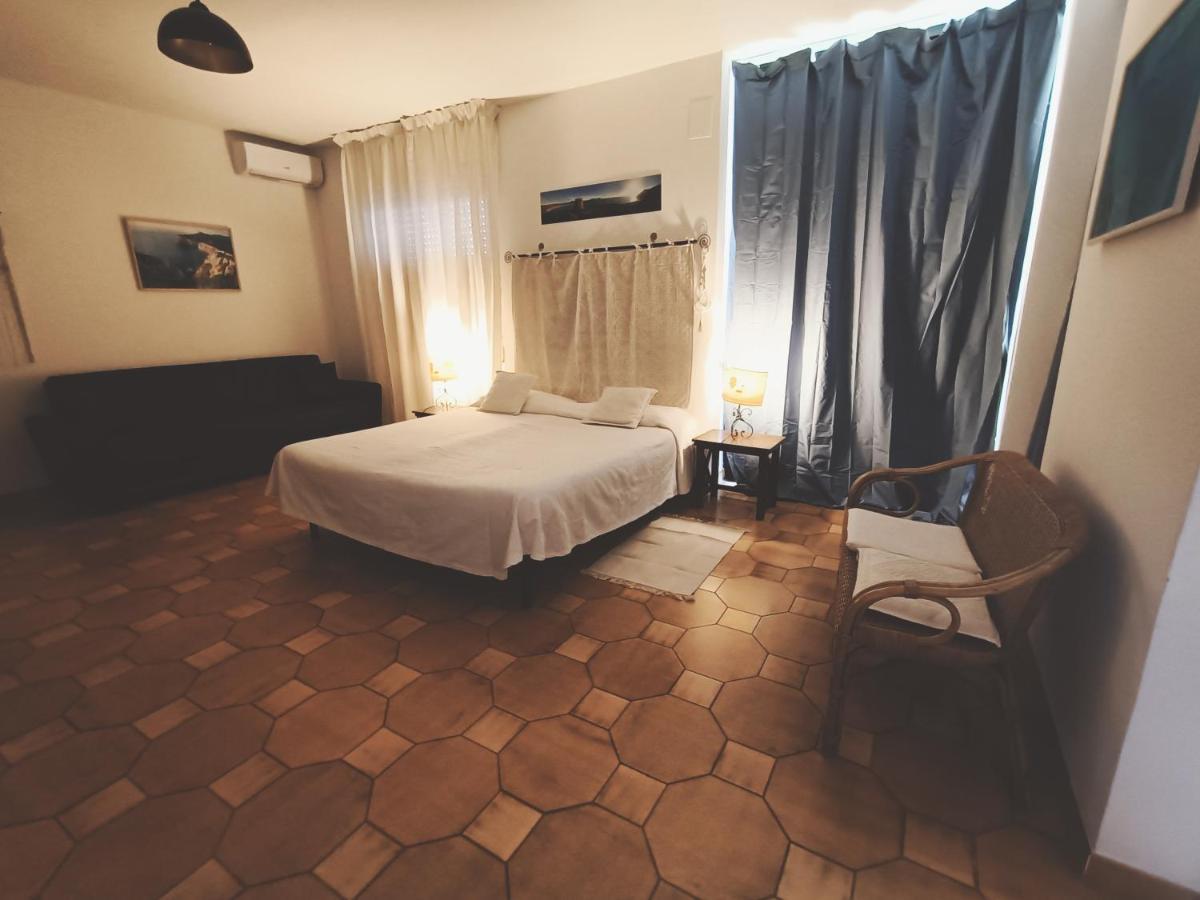 Antonhouse Alghero Hotel Luaran gambar