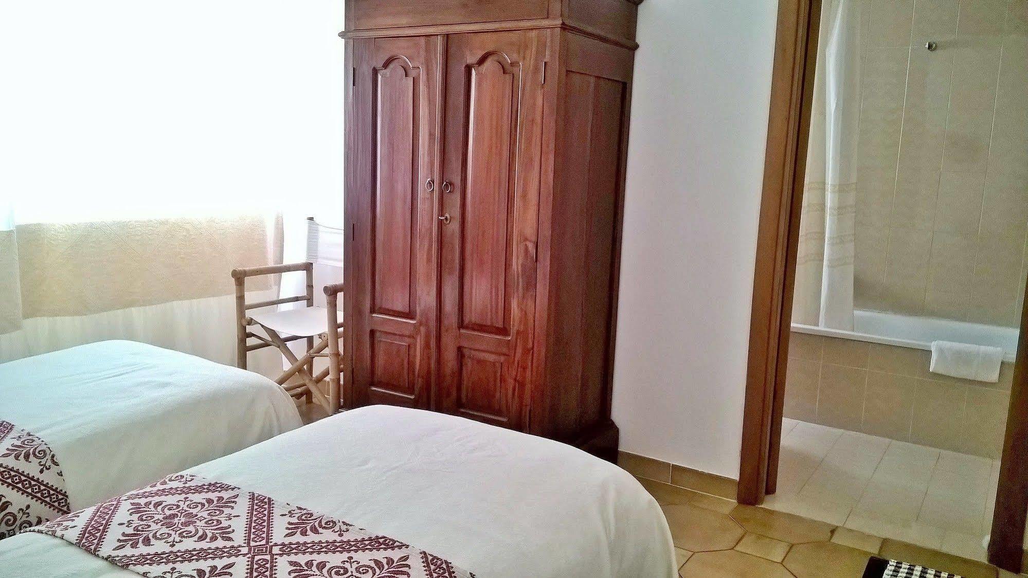 Antonhouse Alghero Hotel Luaran gambar